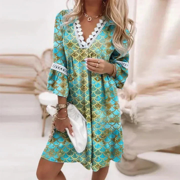 Isaline | Krótka sukienka boho w stylu z haftami i dekoltem w serek