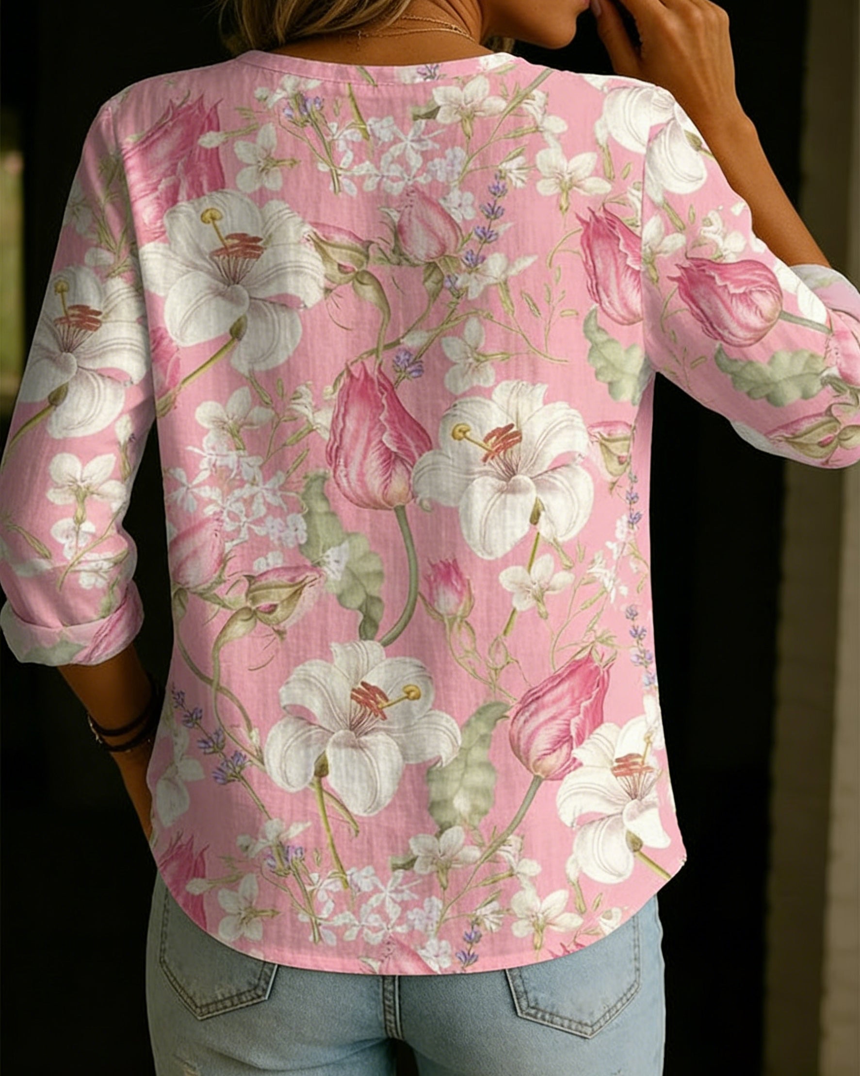 Lekka koszula damska w kwiaty z dekoltem V na lato