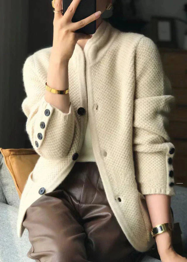 Elegancki kardigan zapinany miękki stylowy sweter premium