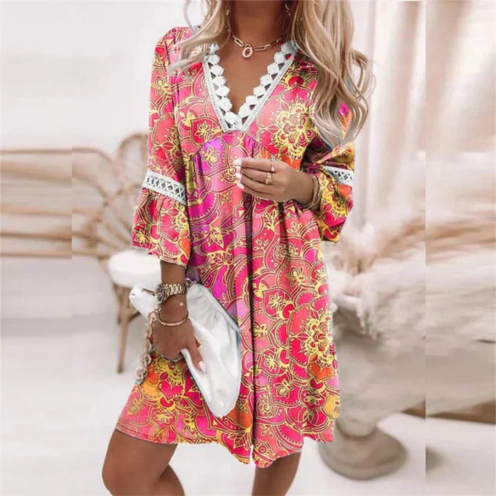 Isaline | Krótka sukienka boho w stylu z haftami i dekoltem w serek
