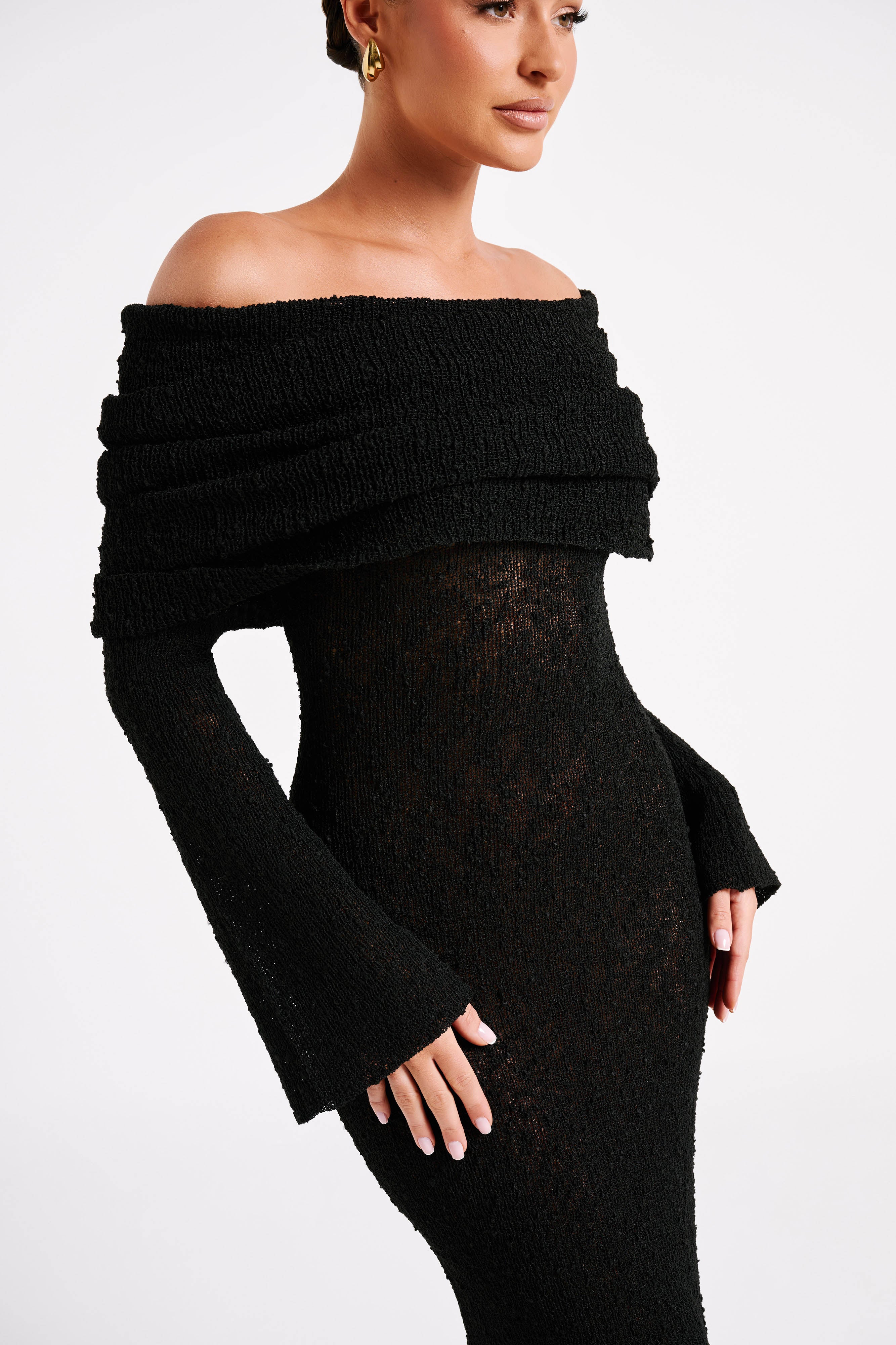 Klaudia | Sukienka maxi bouclé z dekoltem off-shoulder