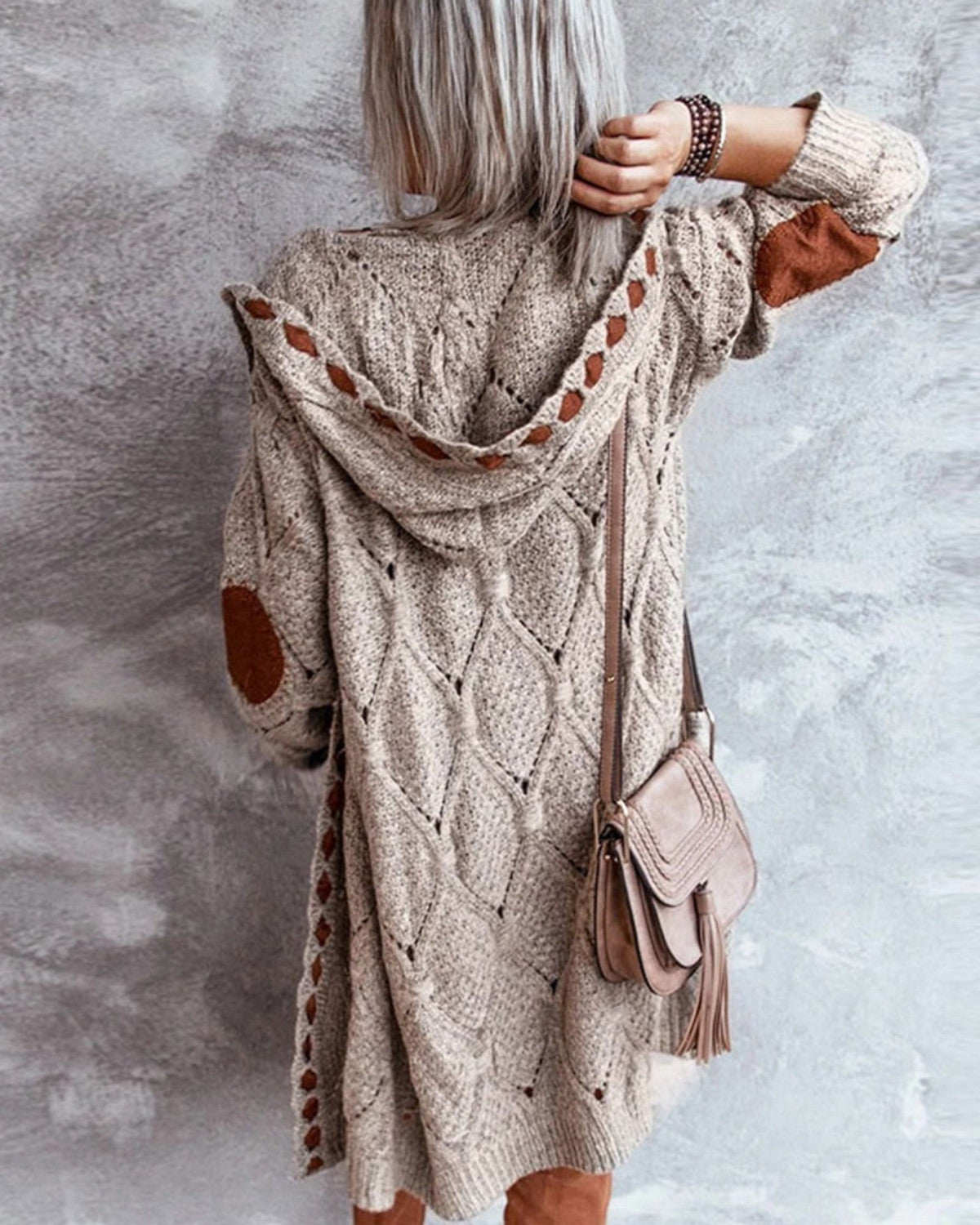 Długi Kardigan Boho z Frędzlami