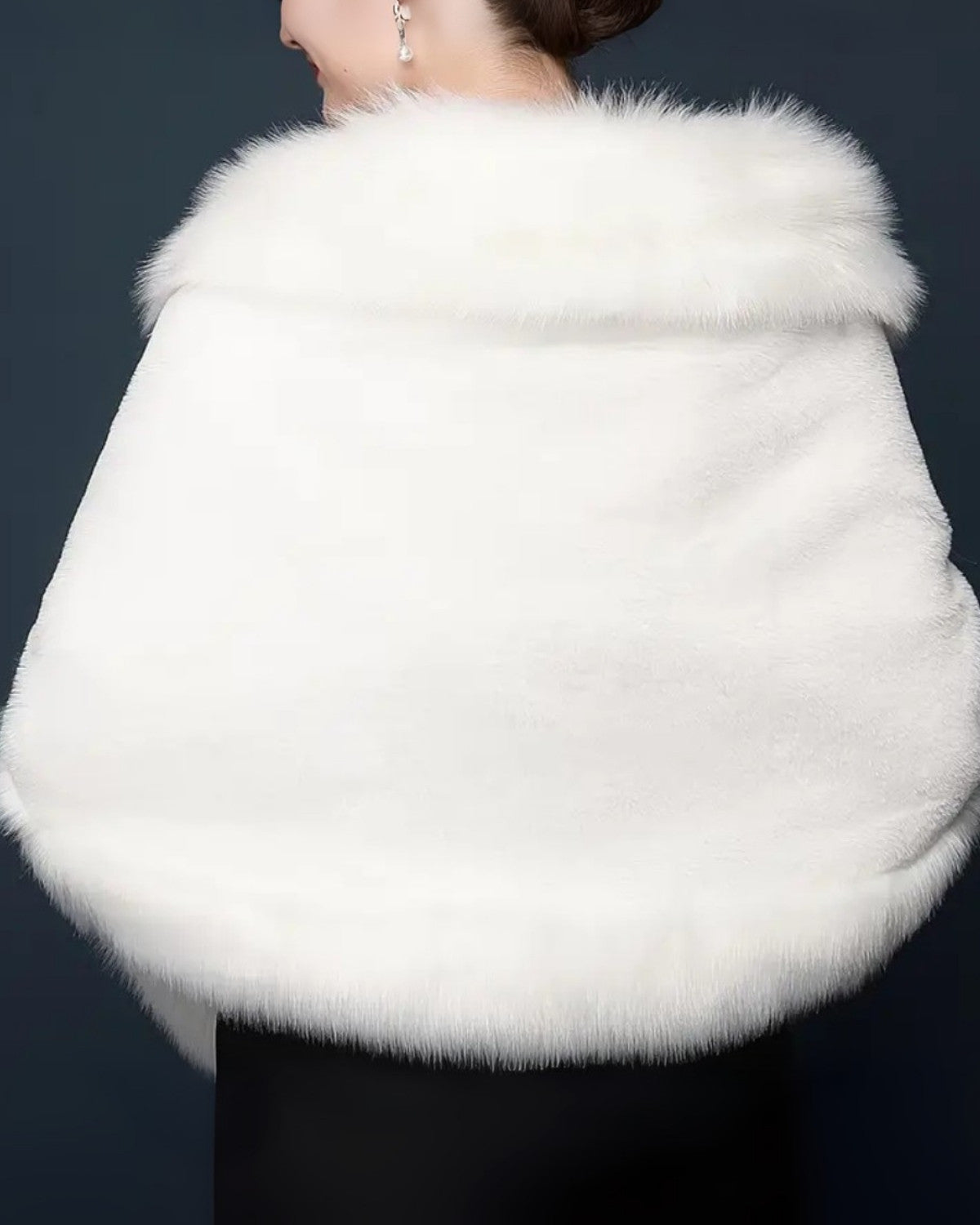 Elegancka Futrzana Etola Wieczorowa