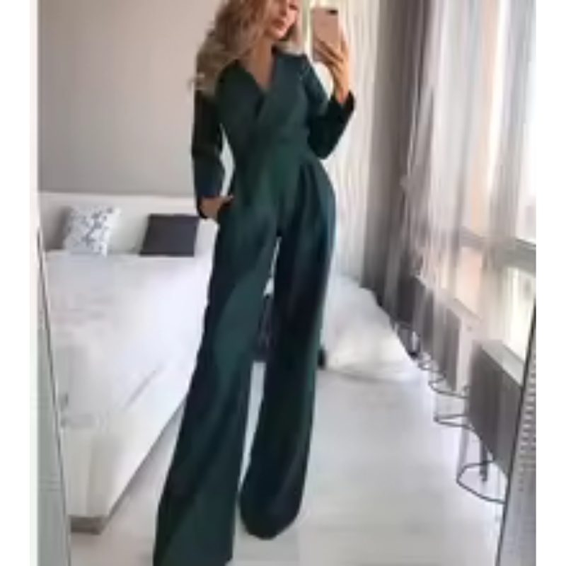 Elegancki Kombinezon Damski z Szerokimi Nogawkami i Dekoltem V