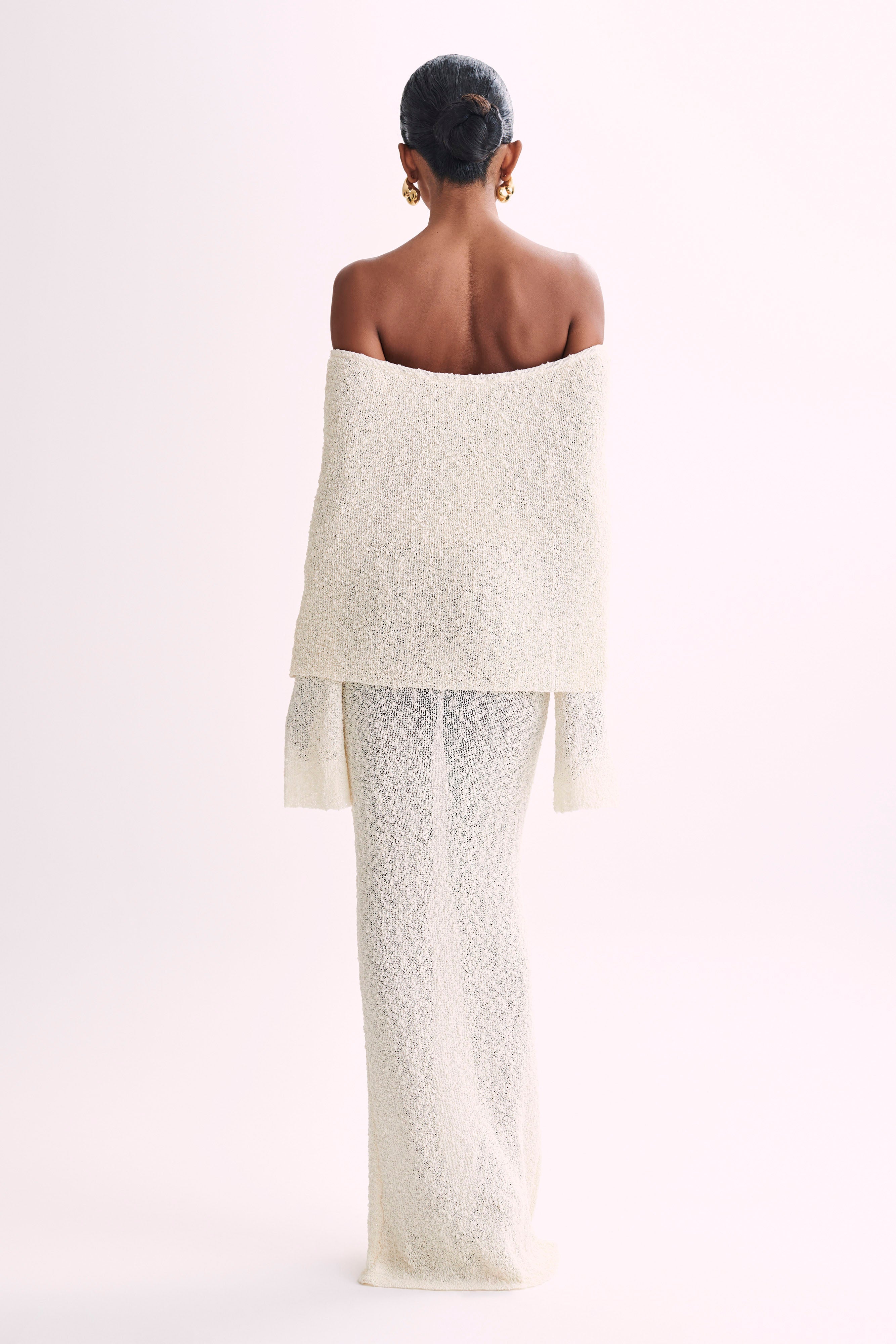 Klaudia | Sukienka maxi bouclé z dekoltem off-shoulder