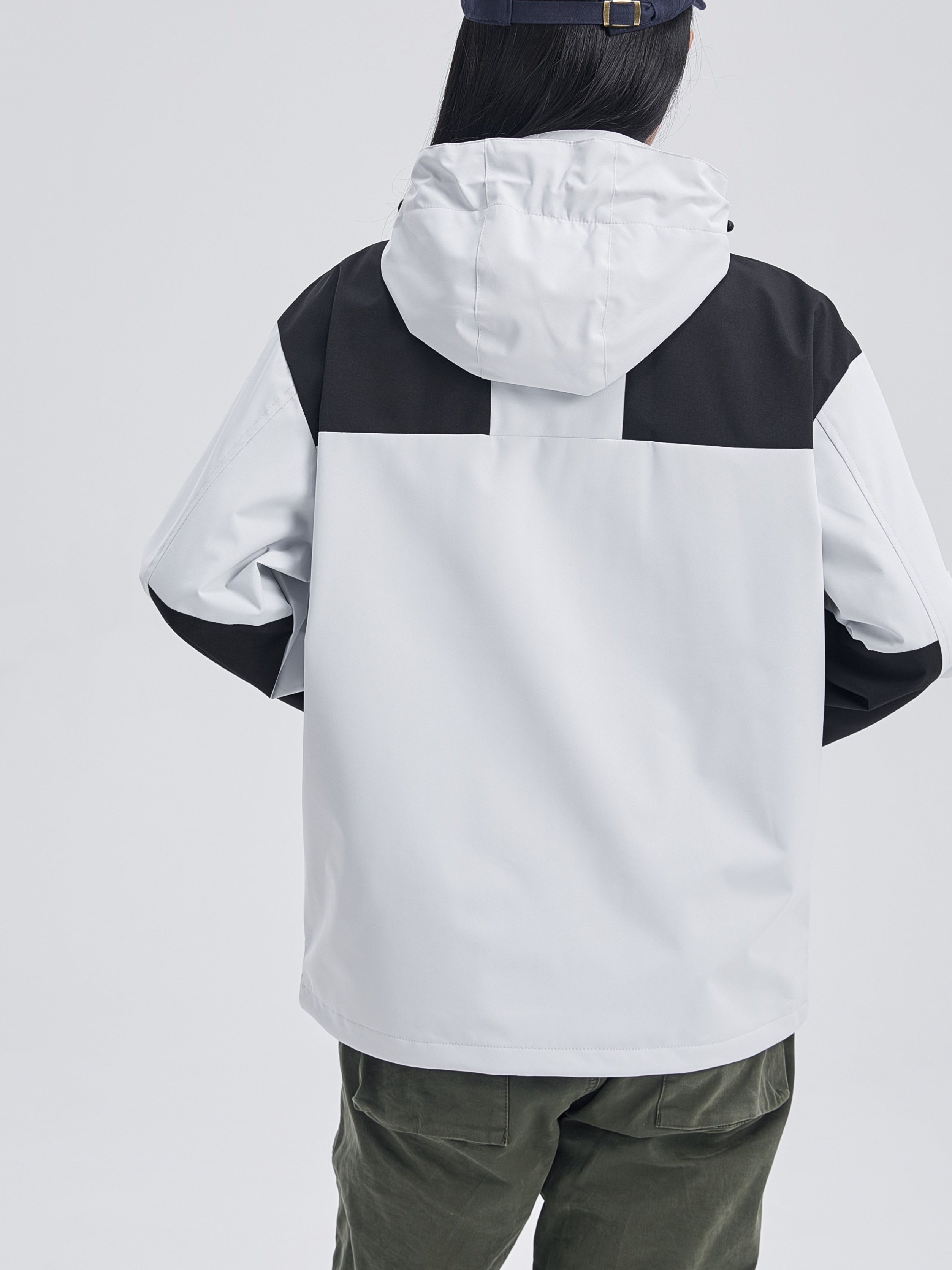 Lekka Kurtka Damska Outdoorowa z Kapturem na Sezon Przejściowy