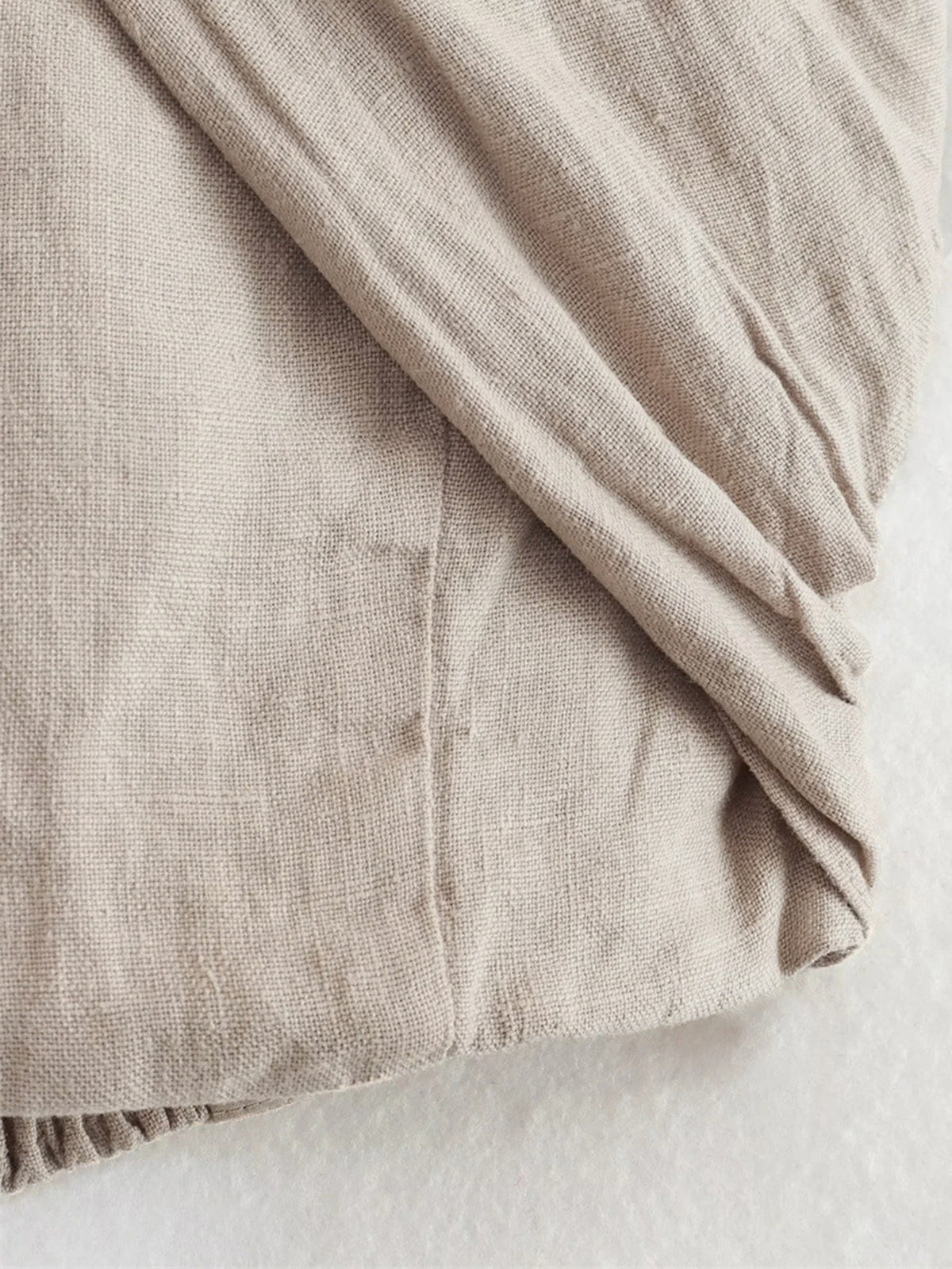 Letni top wiązany na szyi elegancki i lekki styl