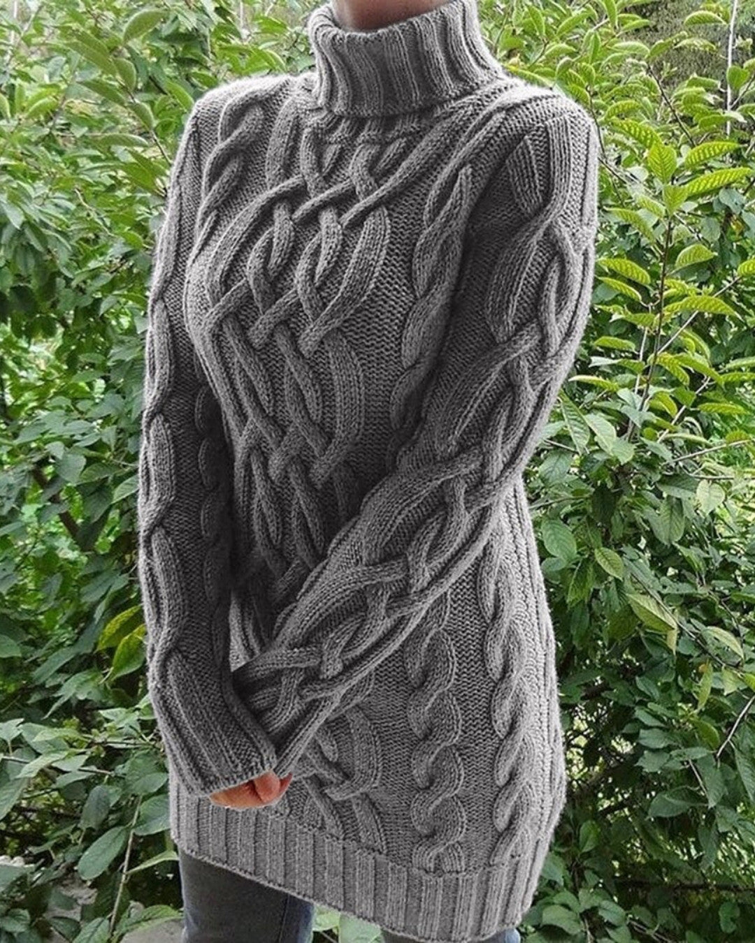 Sukienka Swetrowa z Golfem i Warkoczowym Splotem