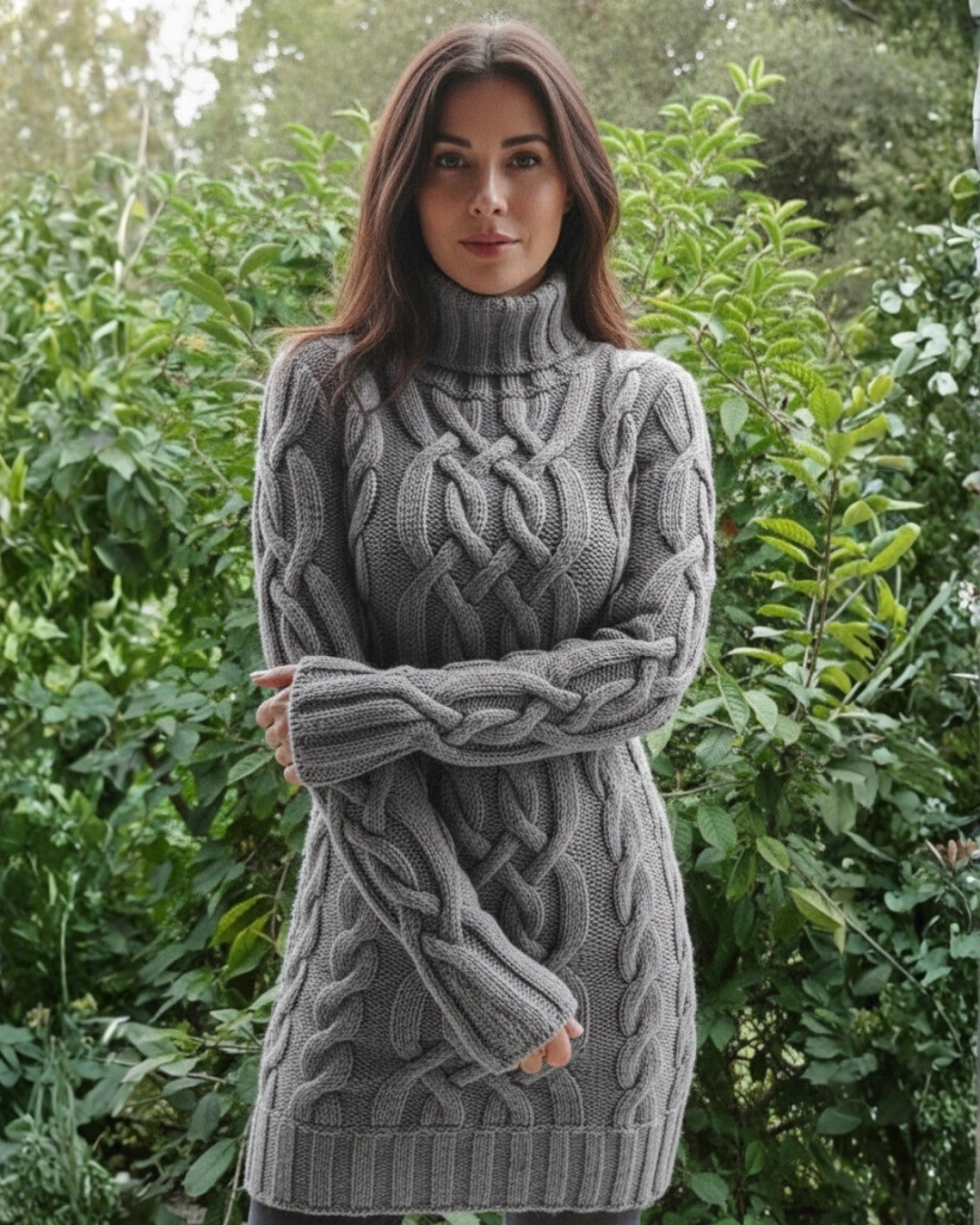 Sukienka Swetrowa z Golfem i Warkoczowym Splotem