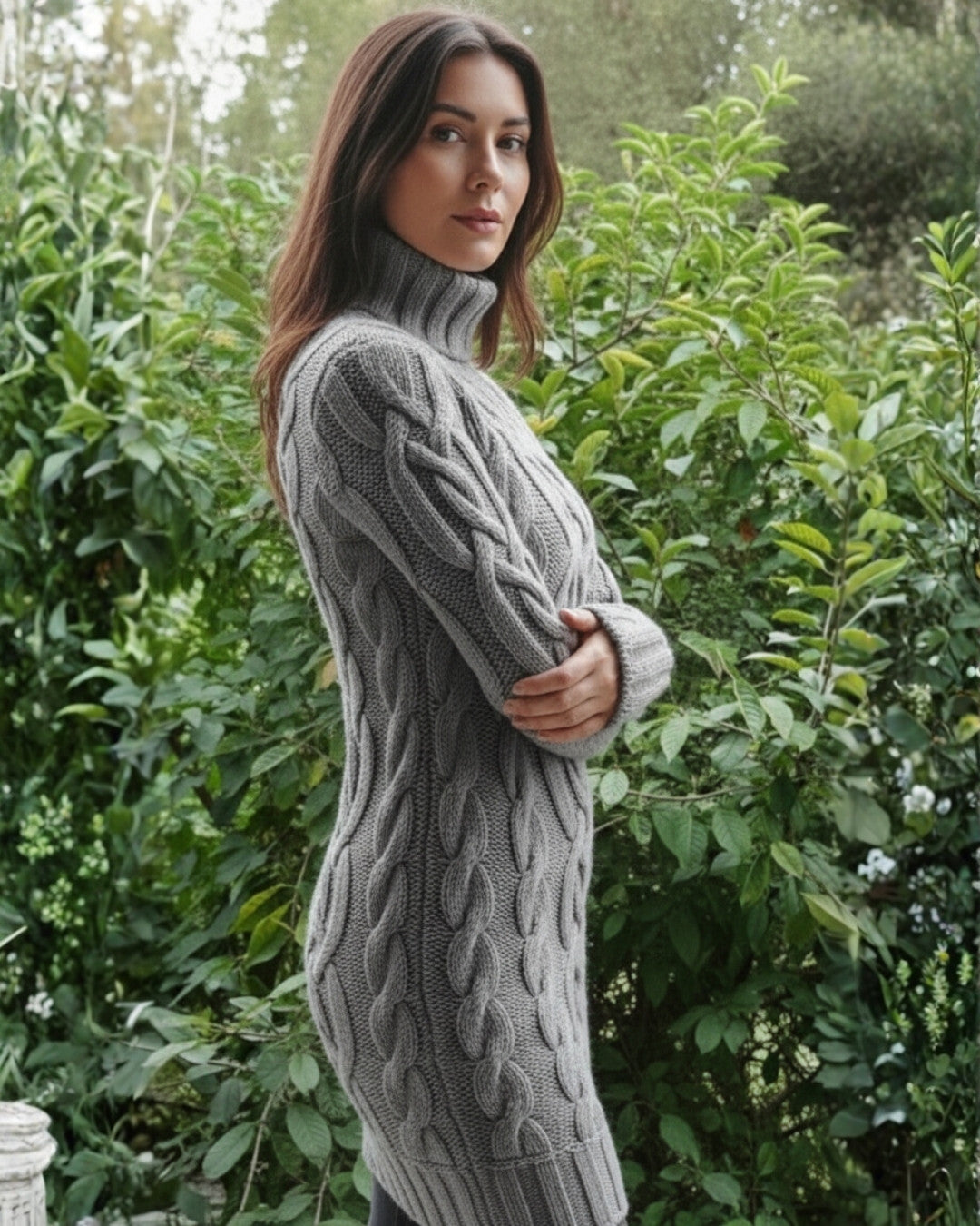 Sukienka Swetrowa z Golfem i Warkoczowym Splotem