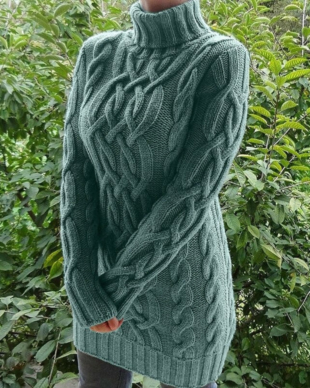 Sukienka Swetrowa z Golfem i Warkoczowym Splotem