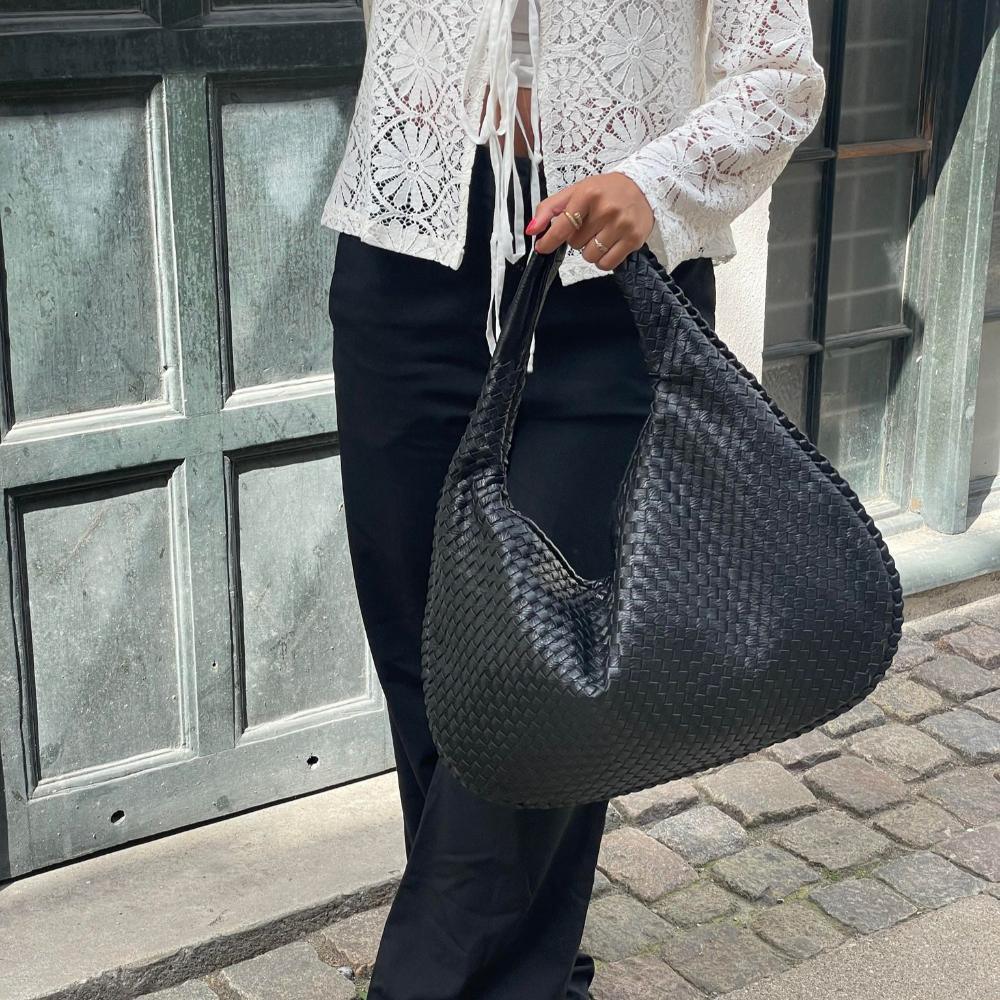 Torebka Damska Hobo na Ramię do Codziennych Stylizacji